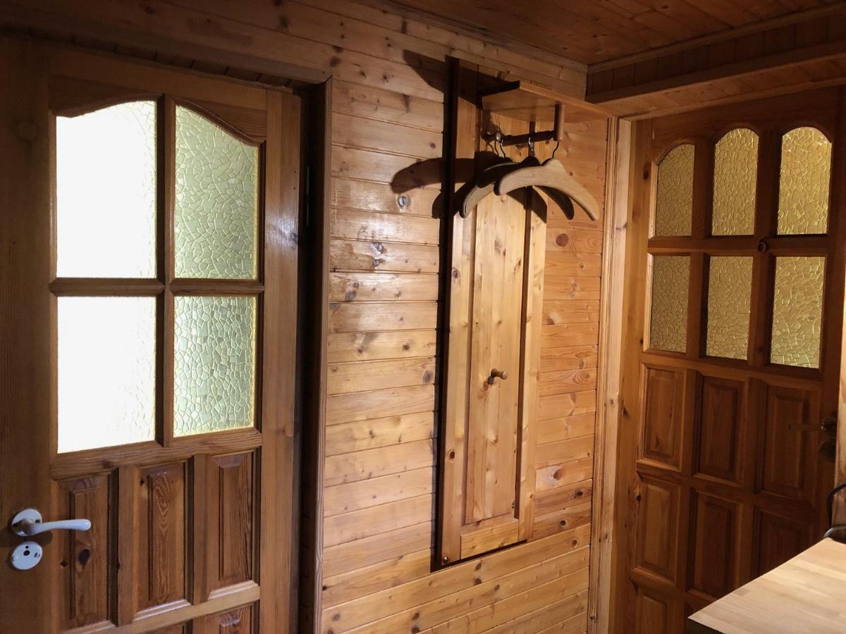 Dreibettzimmer mit Bergblick