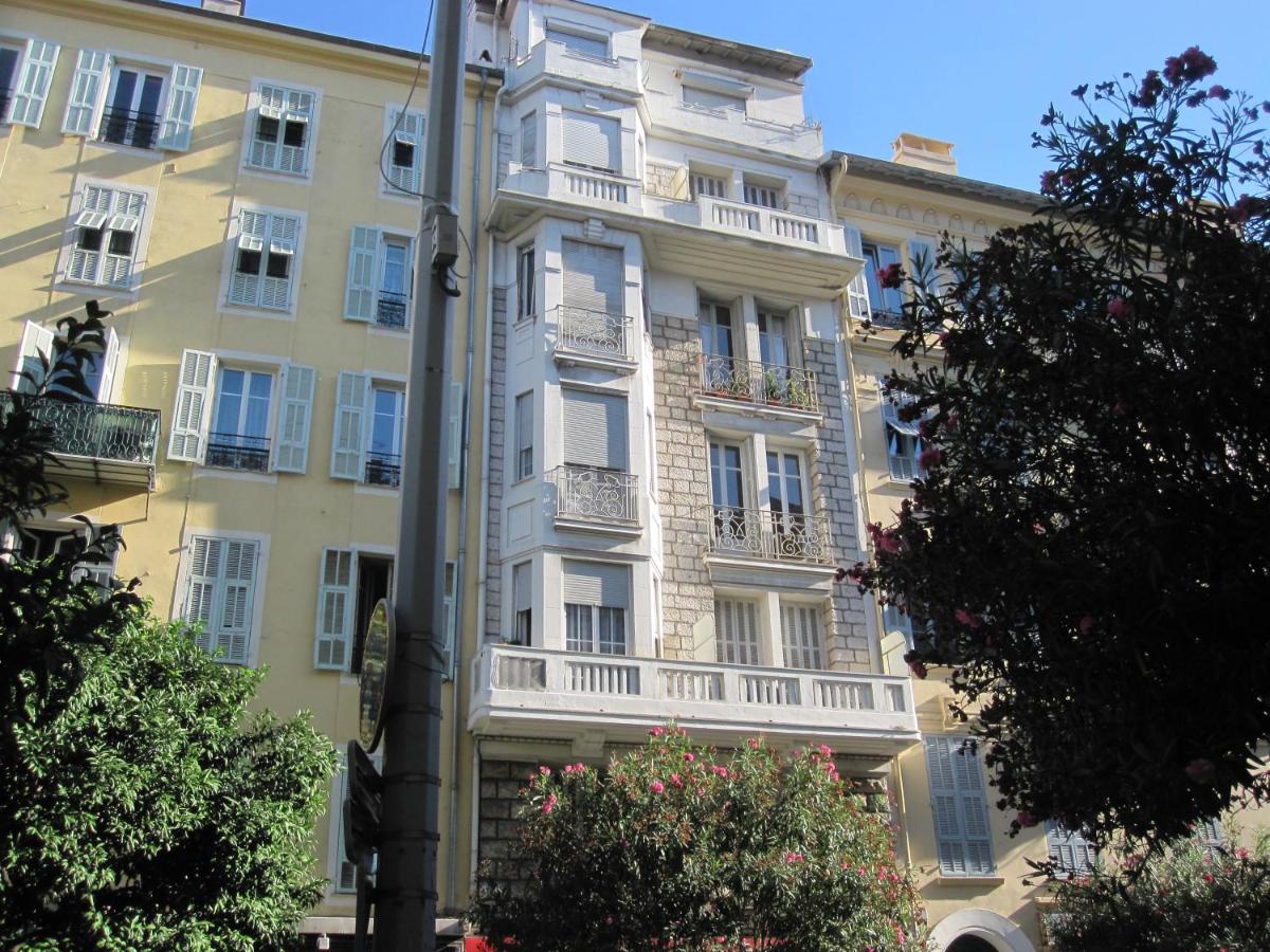 Charmant appartement au centre de Nice - B&B