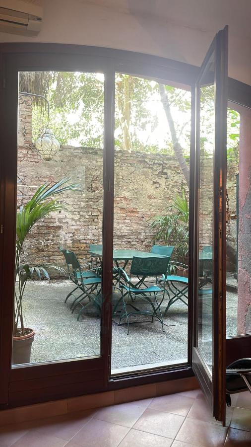 Calle dei Furlani - Appartamento con Patio - B&B Venezia
