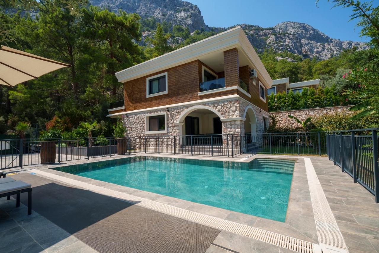 Villa with Private Pool