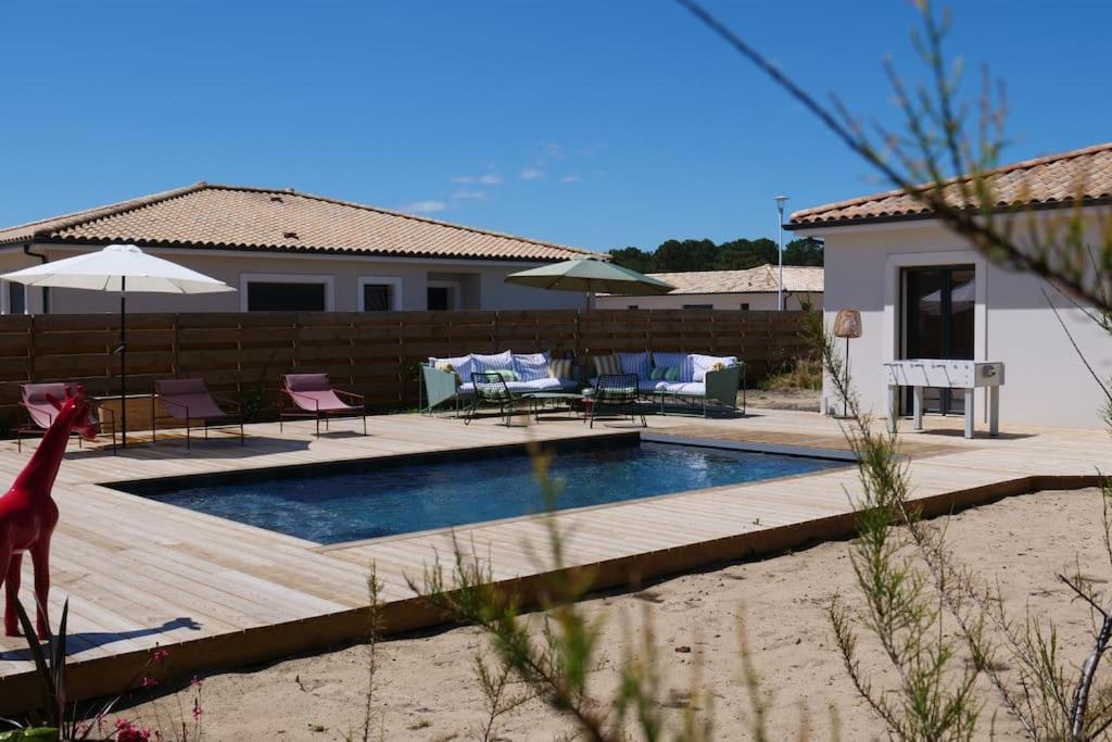 Villa contemporaine avec piscine - B&B