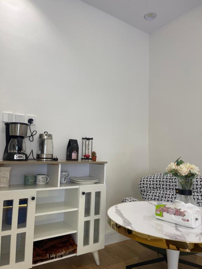 Dhay Studio Near the Boulevard IPTV for free - B&B