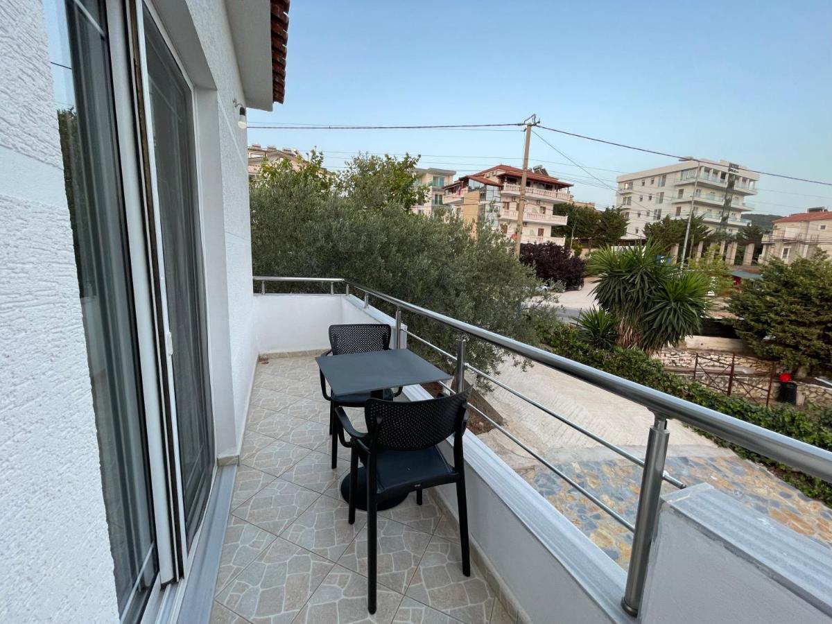 Estudio con vistas al mar