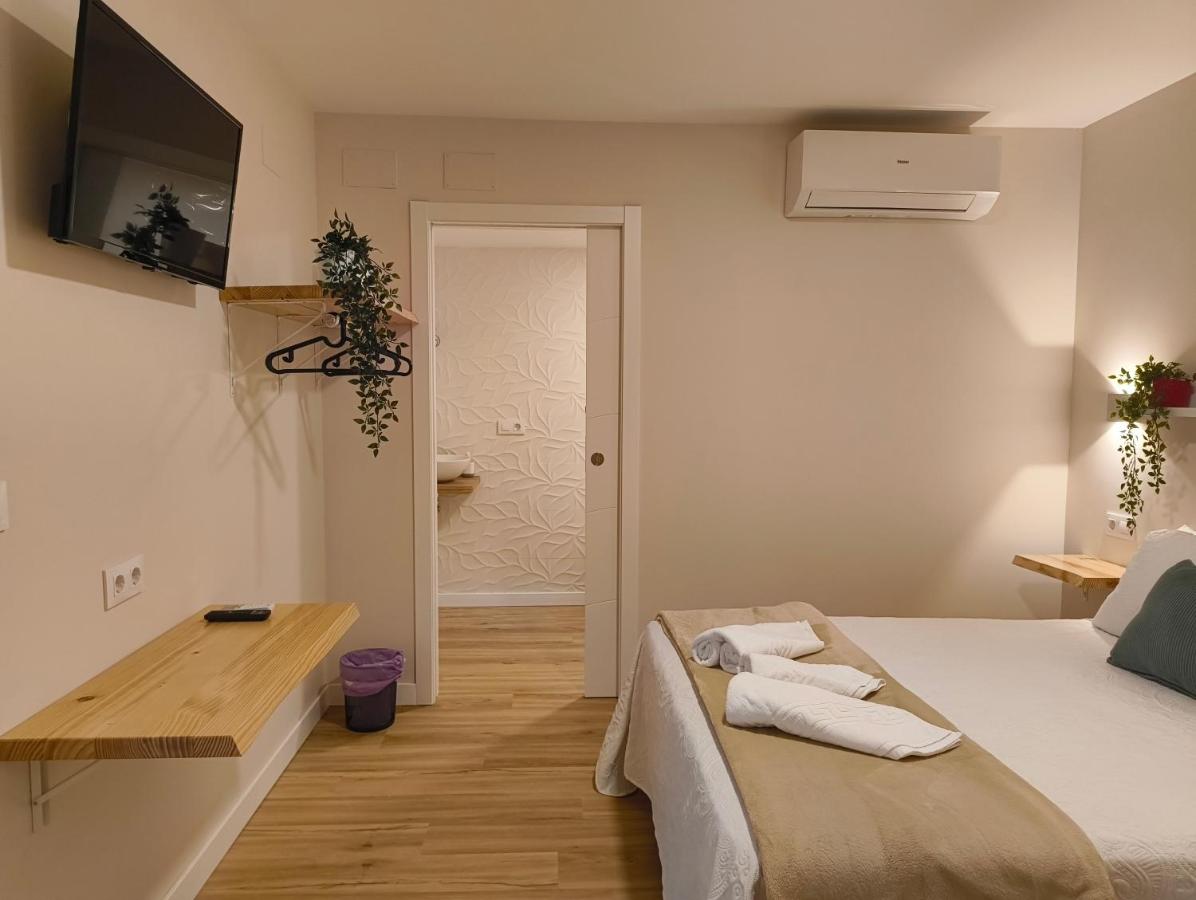 Chambre Triple avec Salle de Bains Privative