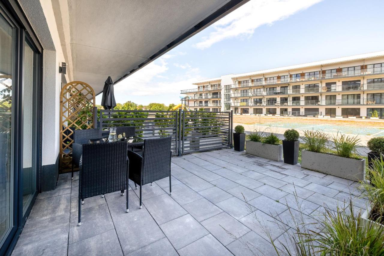 Studio in Wellness Resort with Terrace & Parking by Noclegi Renters - B&B