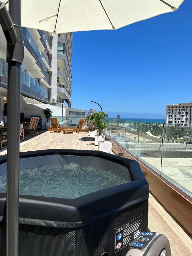 C21 Luxe Absolu avec Vue Mer Family Only - Bed and Breakfast Tanger