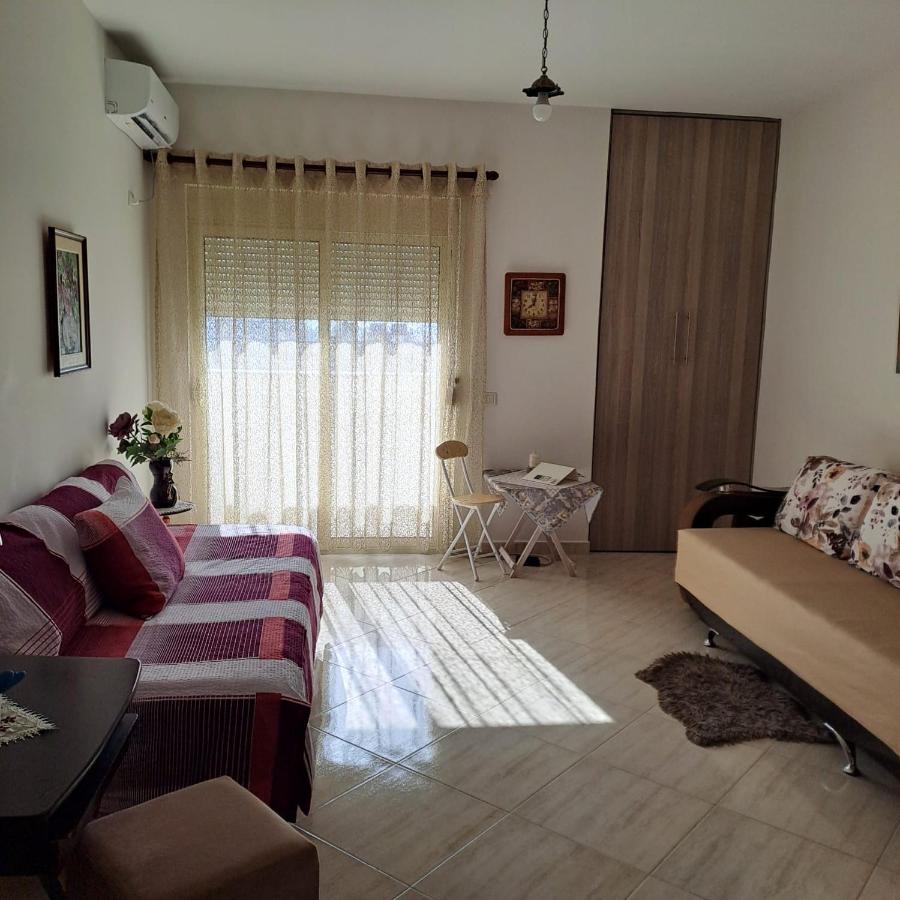 Studio Apartment - B&B