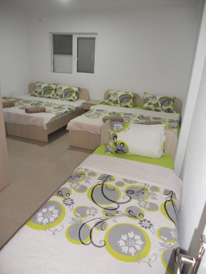 Apartments Gjoce - B&B Ocrida