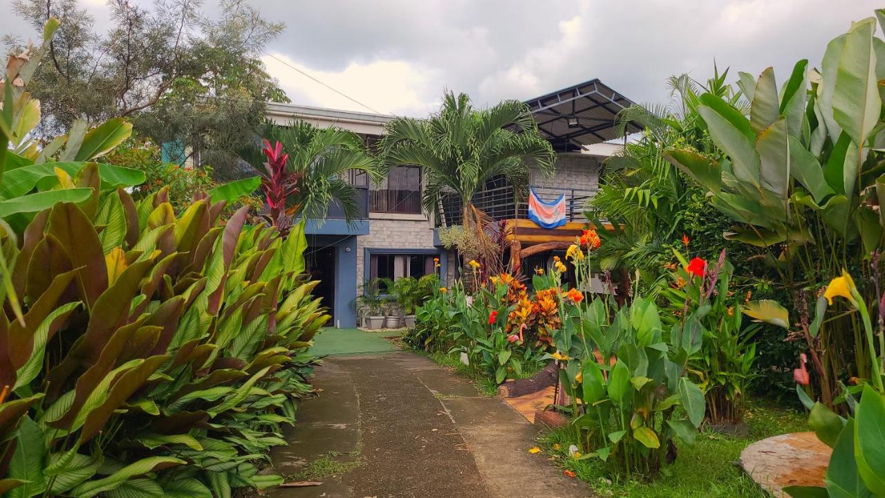 Arenal Family Retreat Villas - B&B
