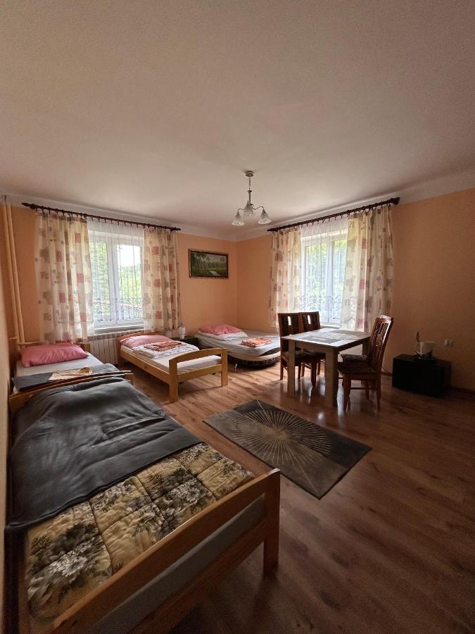 Leśniewscy - Pokoje Gościnne - Chambres d'hôtes Ojców