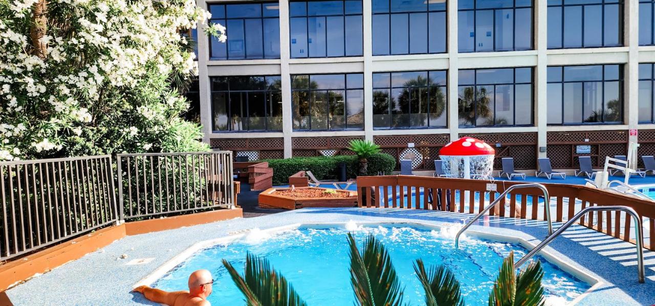 Luxury Ocean Front By Barefoot Landing - B&B