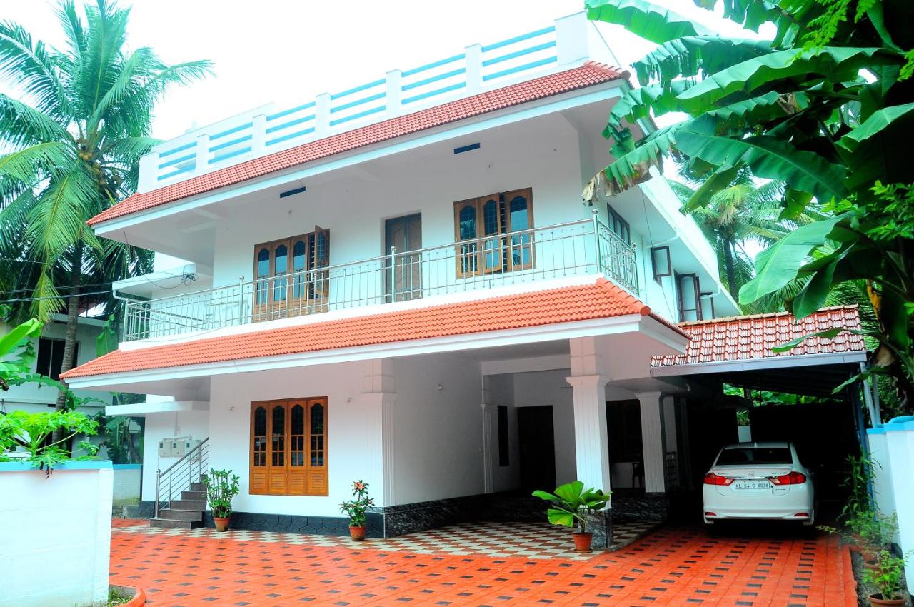 B&B Thrissur - Grace Guest Home - Bed and Breakfast Thrissur