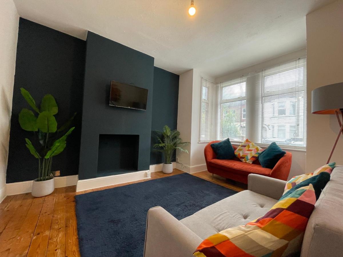 E10 Short Stay Apartment - B&B