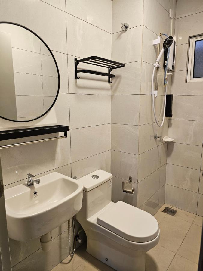 New! Amber Cove Luxury, 4-5pax, Jonker St - Bed and Breakfast