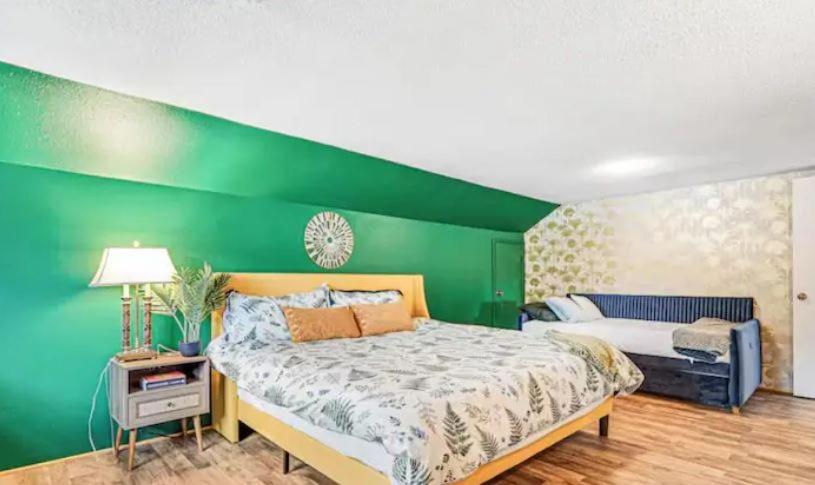 Four-Bedroom Holiday Home