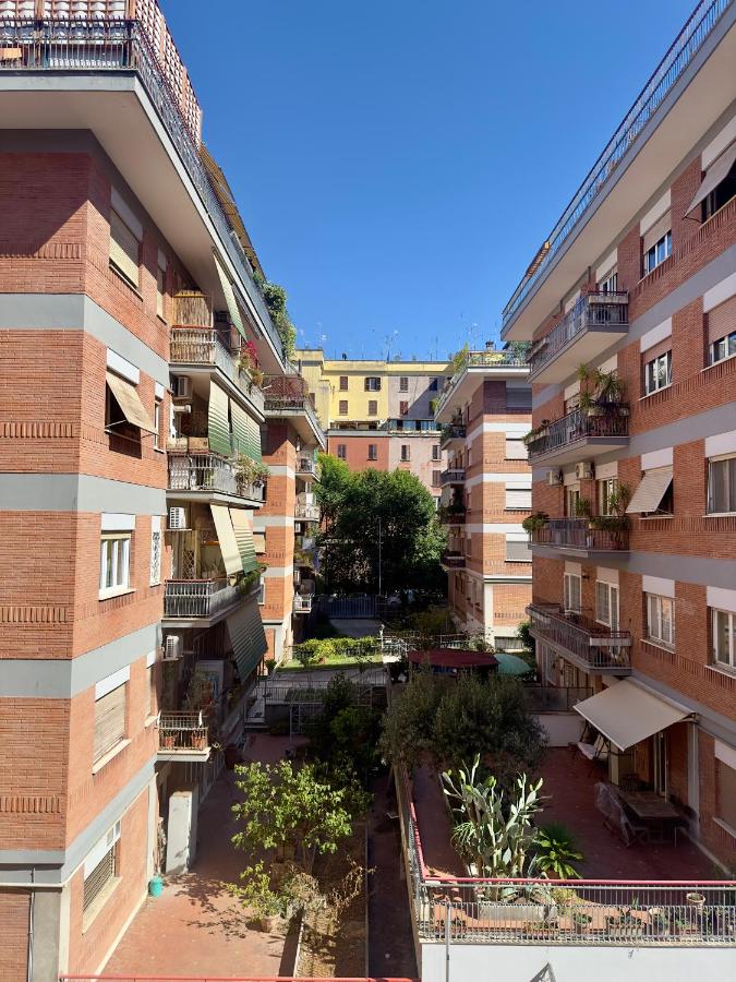Olimpia Bis - Gianicolo - Trastevere - Vaticano - Centro Storico di Roma - B&B Roma