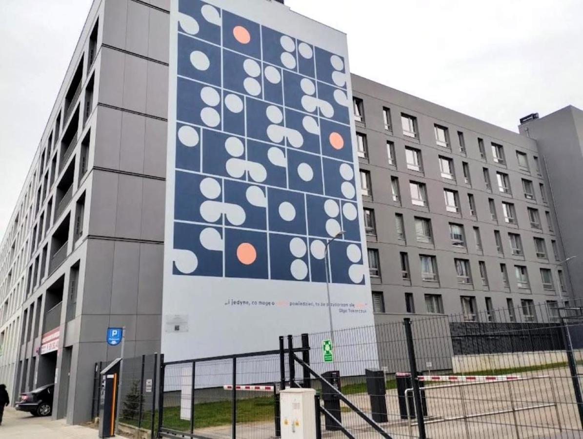 Manu Park Apartament z Garażem Centrum - B&B Lodz