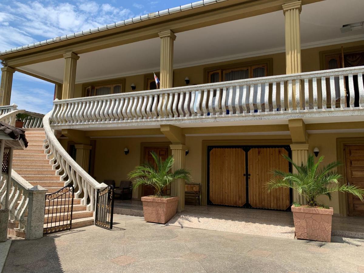 Giorgi's Guesthouse - B&B