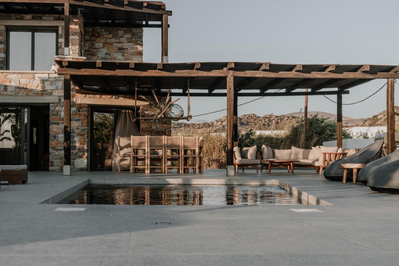  Glorious Villa With Private Pool & Jacuzzi