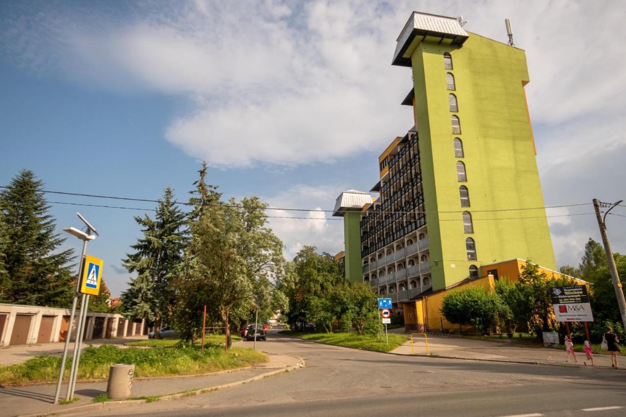 Termy Cieplice Apartment - Ferienwohnung