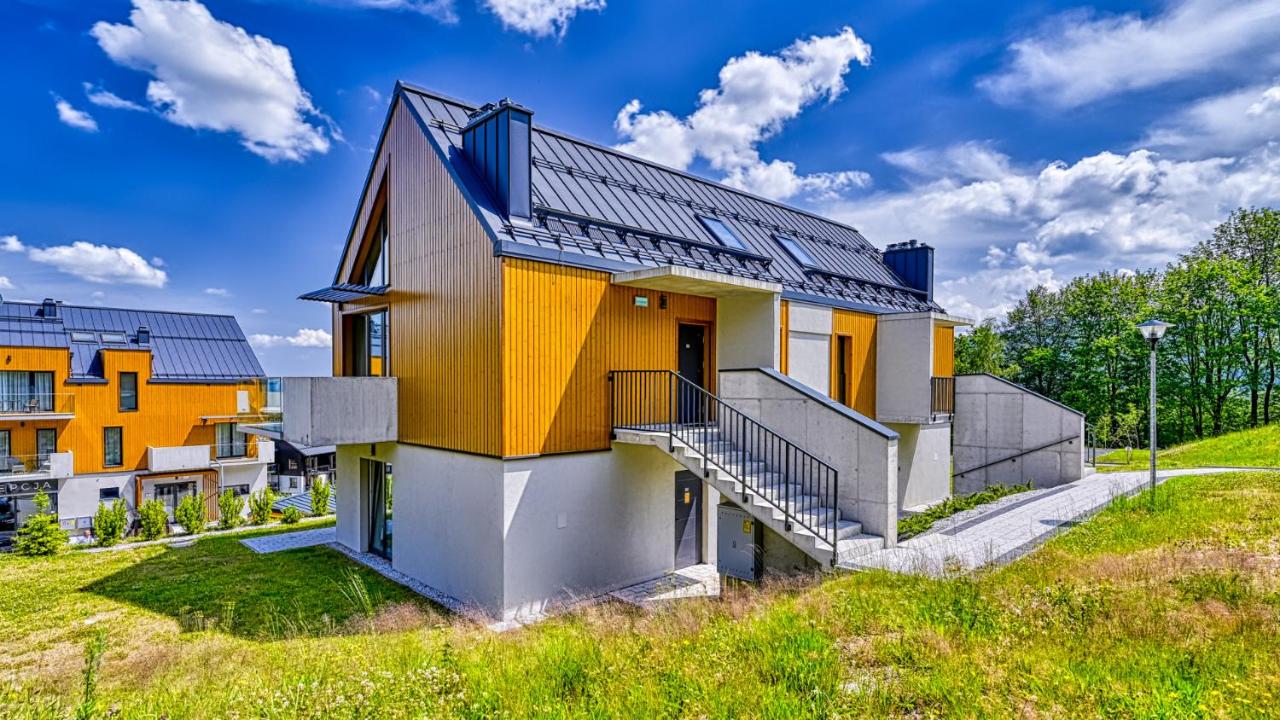Hillside VIP Residence II - domki przy wyciągu - by Royal Aparts - Chambres d'hôtes Karpacz