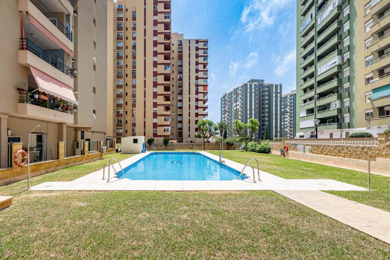 Los Boliches 3 Bed AP Fuengirola - B&B