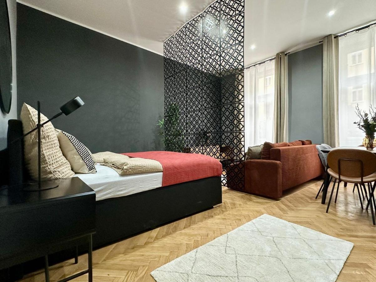 8 Minuten nach Augarten I 7 Minuten zur Metro I WLAN - Ferienwohnung