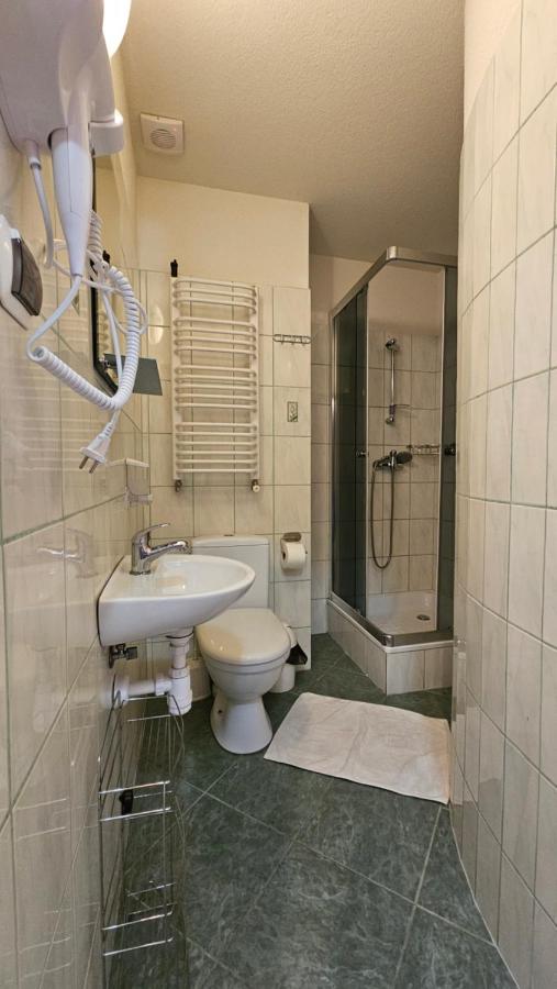 Triple Room with Private Bathroom