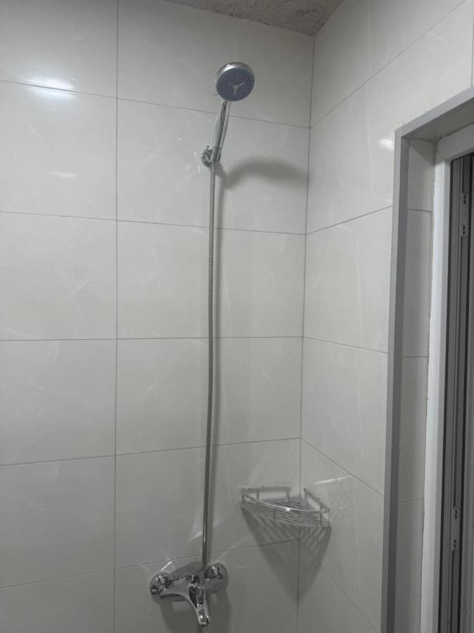 Habitación Doble con baño - 2 camas