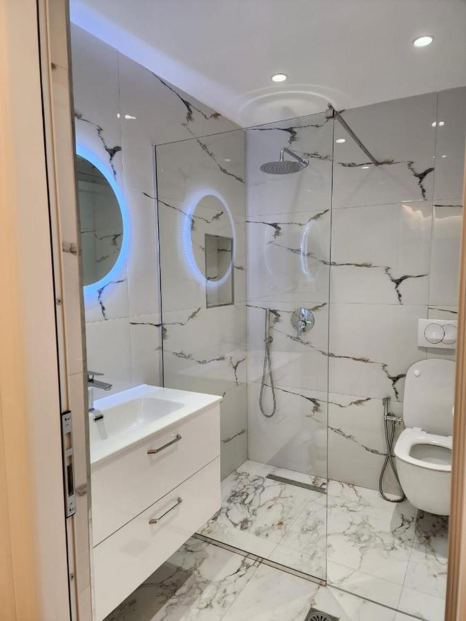 Apartments Dian - Bed and Breakfast Ksamil