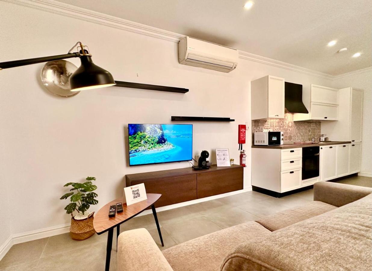 Charming flat off the sea front - Ferienwohnung Il-Gżira