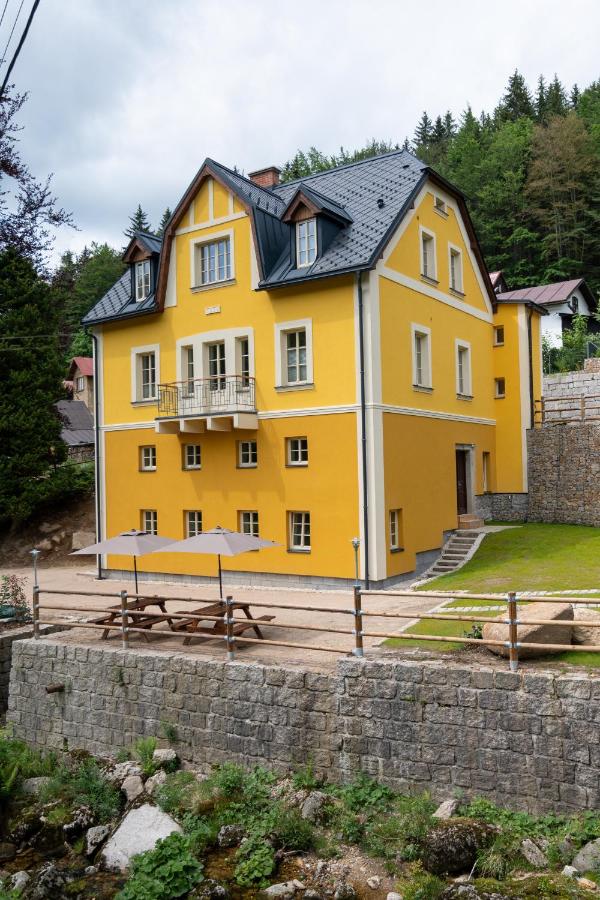 Apartmány Josefův Důl - Lesní Brána - Chambres d’hôtes