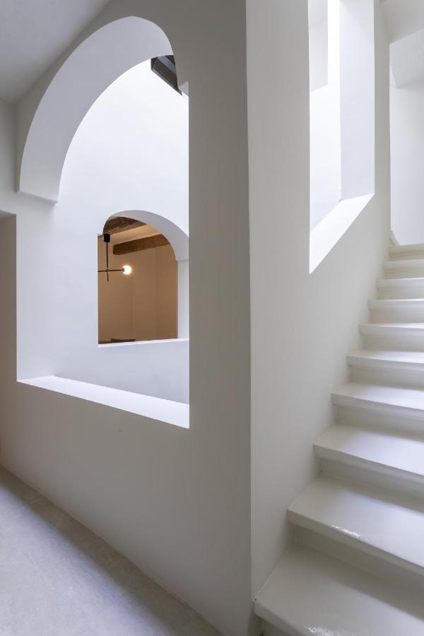 Historic Apartments - SUPER location near Valletta Ferry - B&B
