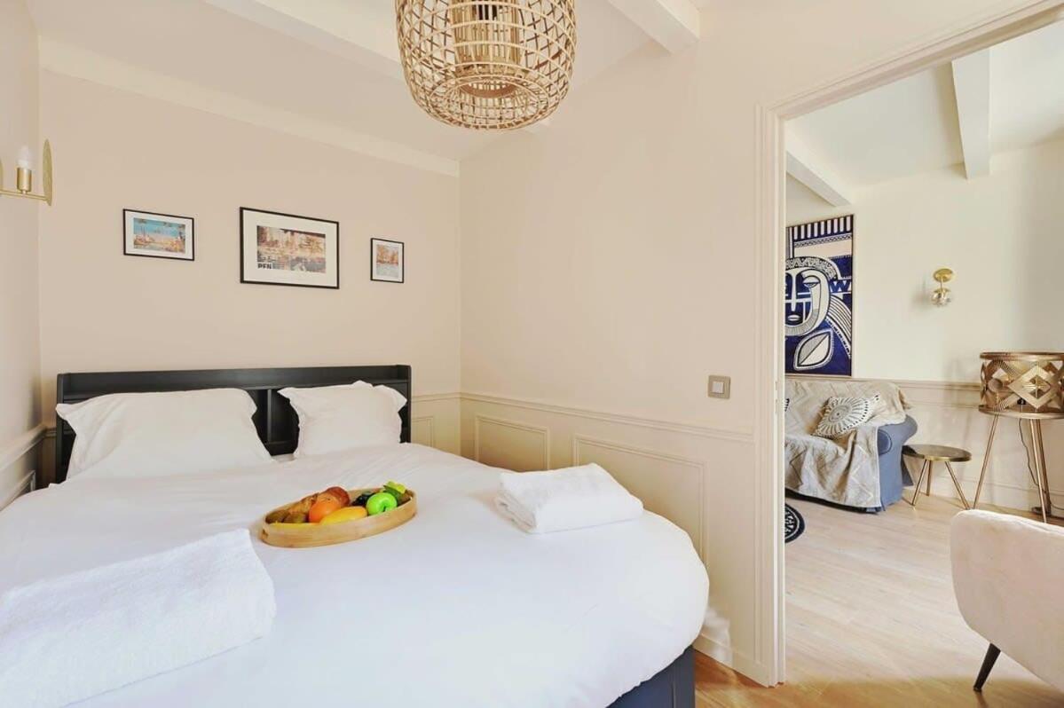 Beautiful apartment 2BR - 4P Republique Temple - B&B