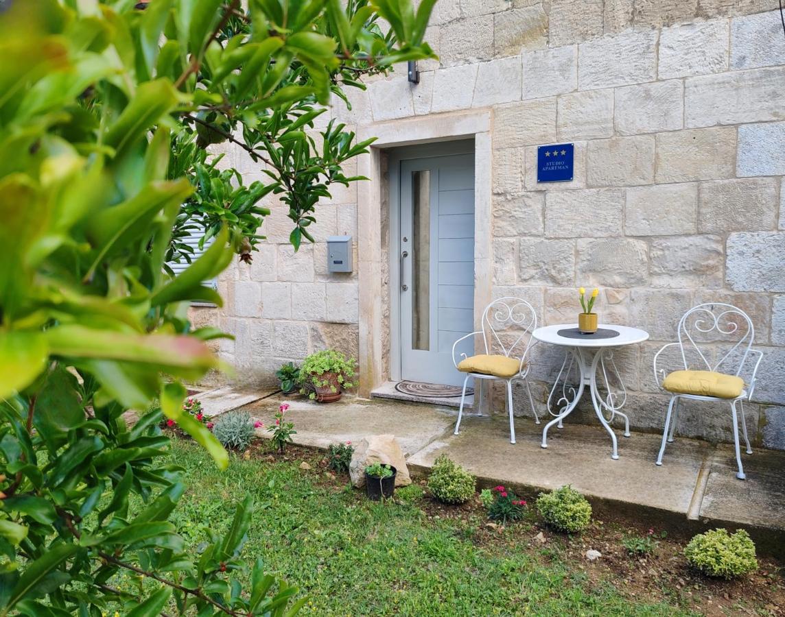 Studio Apartment Maria - Chambres d'hôtes Sinj