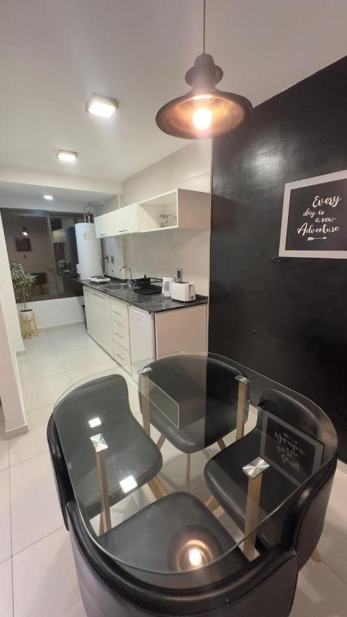 Comodo departamento centro Mendoza - Bed and Breakfast Mendoza