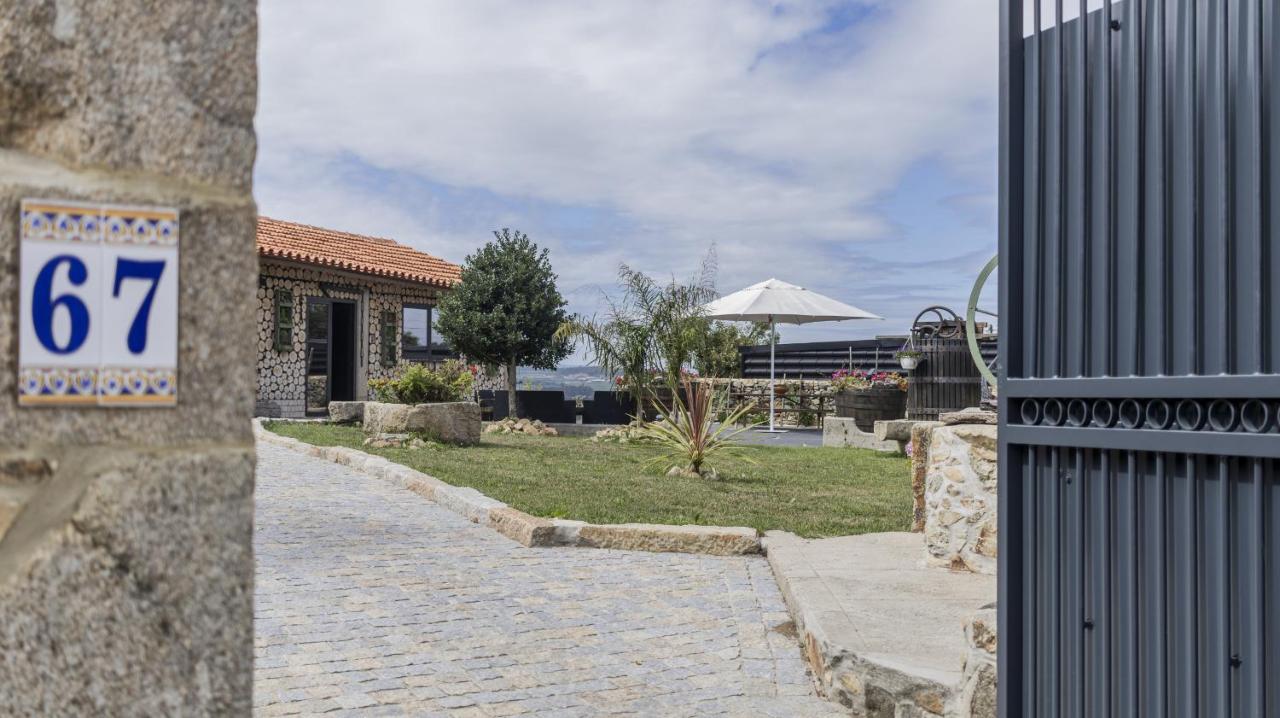 Quintinha Sao Martinho Luxury 2 Suites Villa Eira with Jacuzzi - B&B Vila do Conde