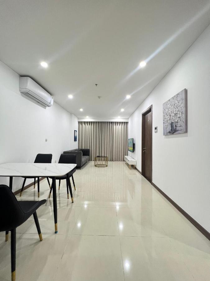 Apartamento de 2 dormitorios con balcón