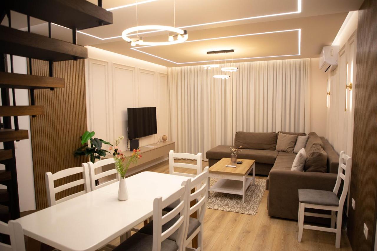 Central Continental Apartment - Chambres d’hôtes Tirana