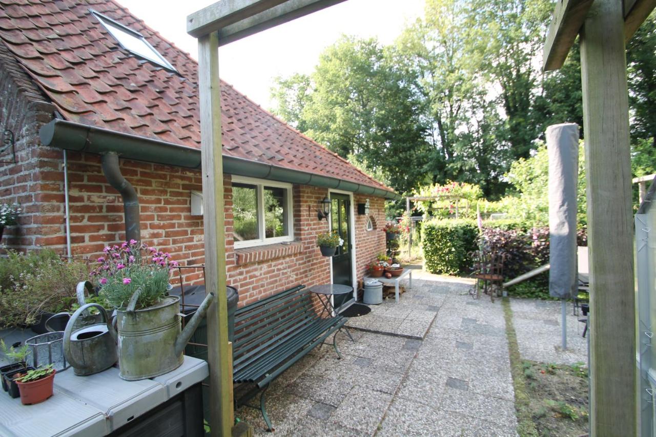 Karin's kruidenhoeve appartement Goudsbloem - Ferienwohnung