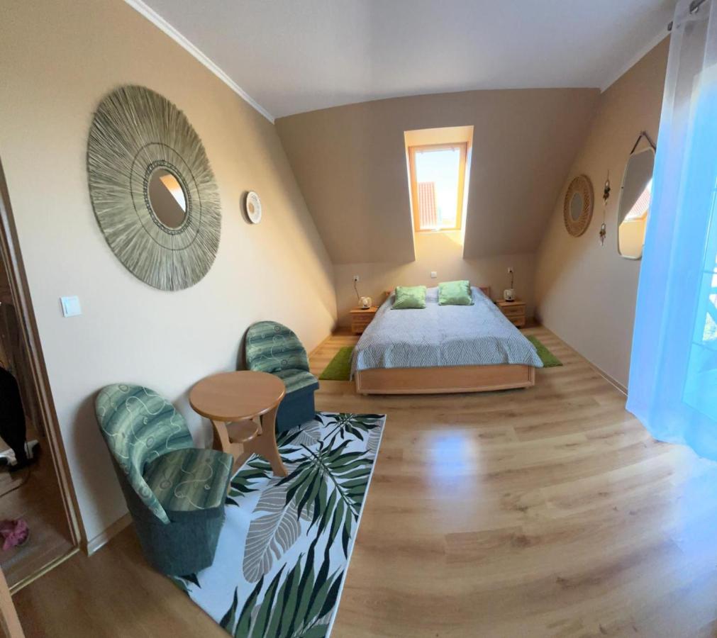 Großes Doppelzimmer