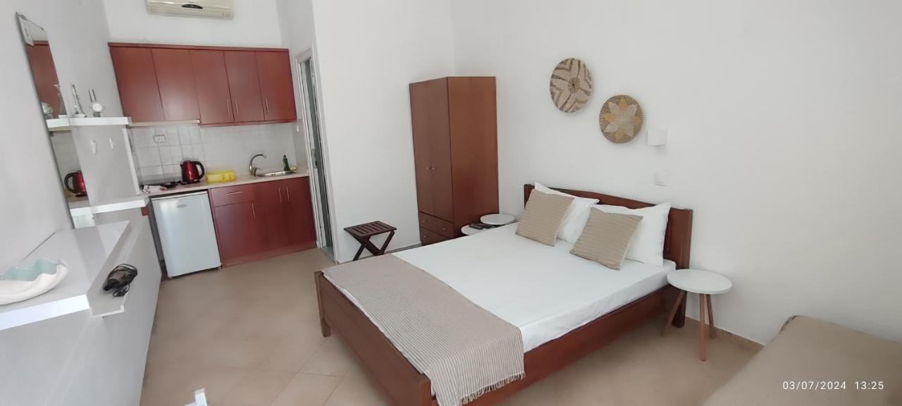 Basic Triple Room