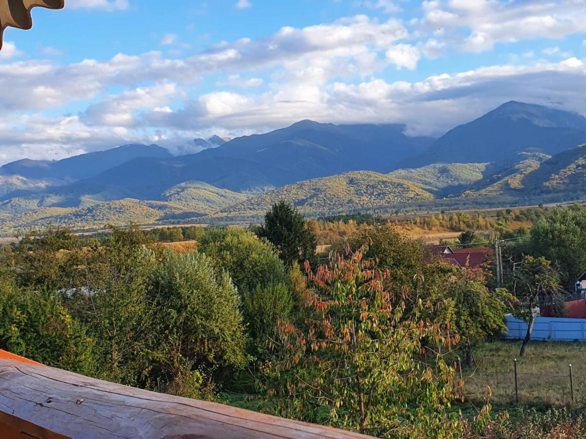Quadruple Room with Mountain View