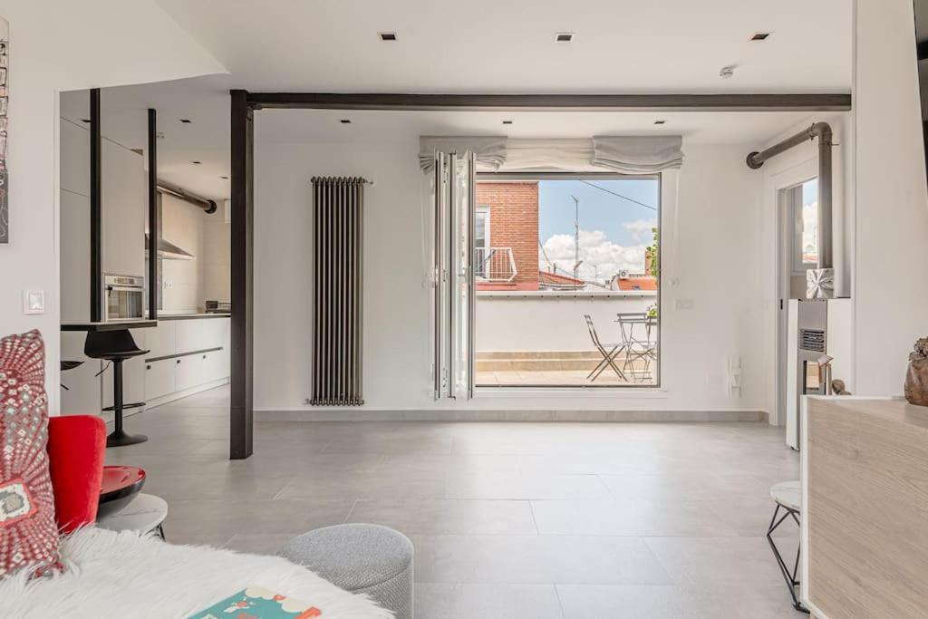 Impresionante ático en Tetuán - Palacios 2-2 - B&B Madrid