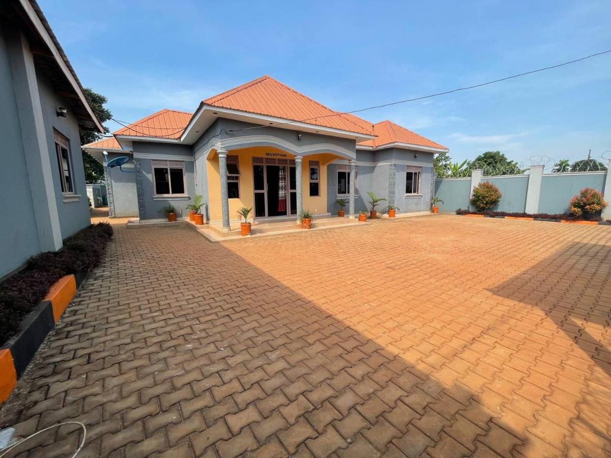 Pet Friendly Judhongo Guest House Hoima