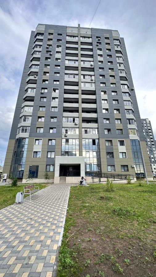 1 комнатная драмтеатр 1bedroom apartment - B&B Ust-Kamenogorsk