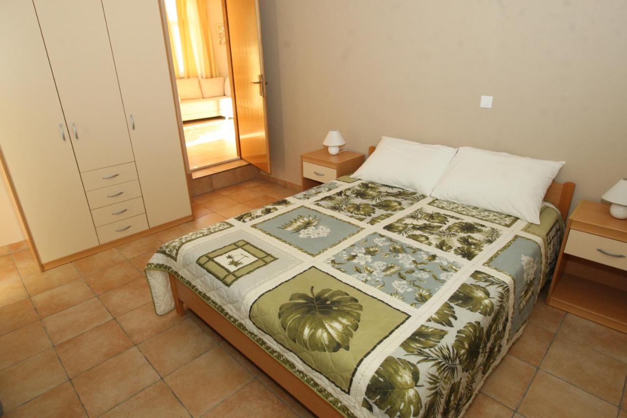 Apartment mit 2 Schlafzimmern und Meerblick