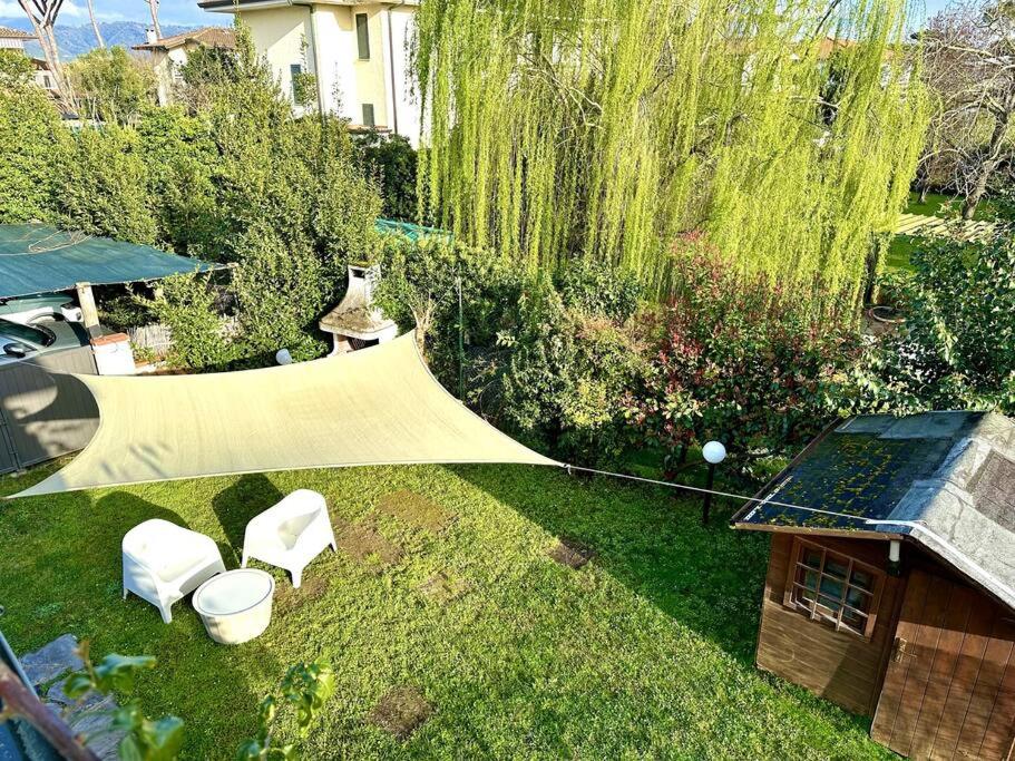Villa private garden next the Sea - B&B