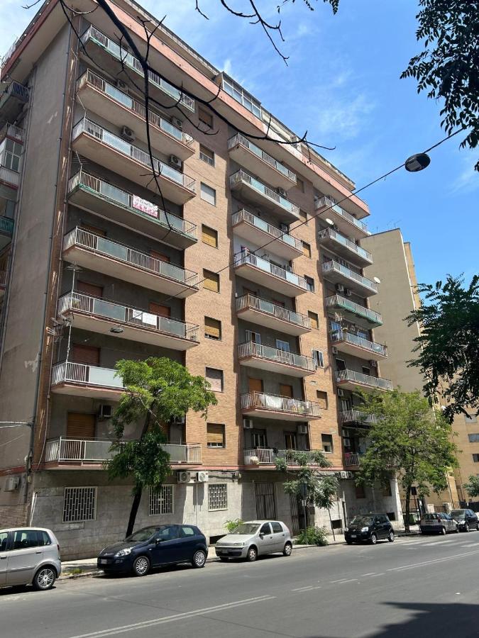 EFFE Home - Ferienwohnung Catania
