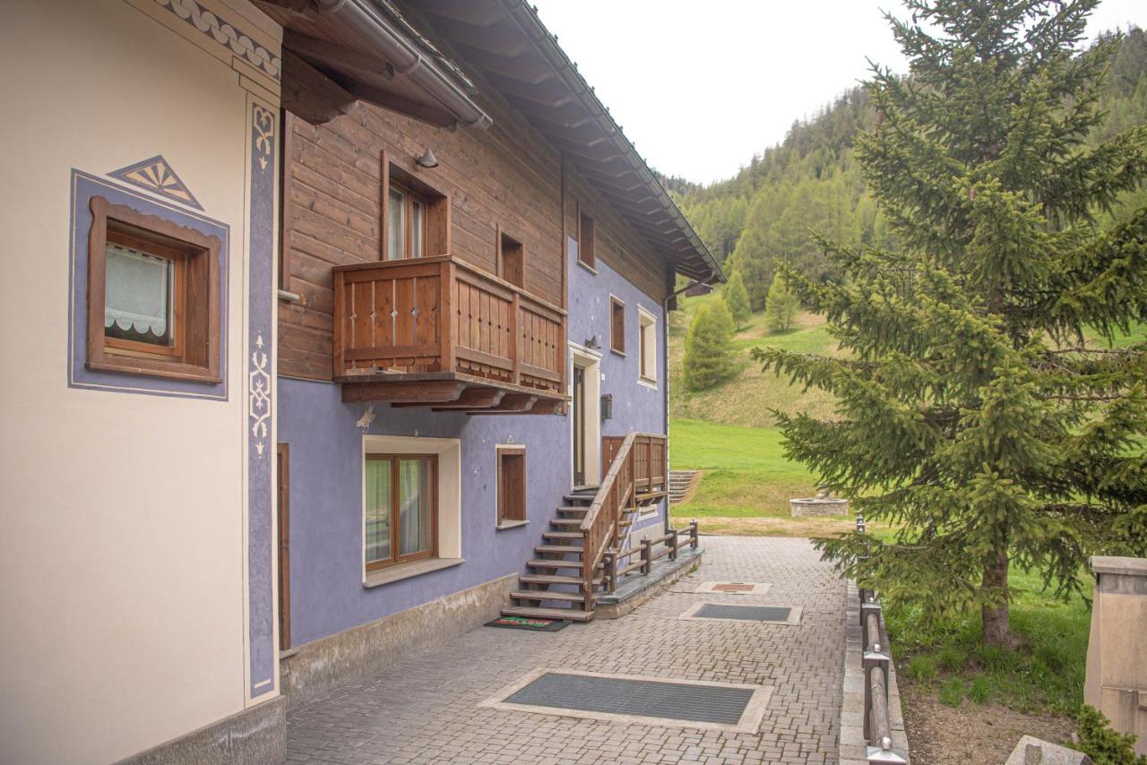 Bilocale Mattia - Chalet Vallechiara MyholidayLivigno - B&B